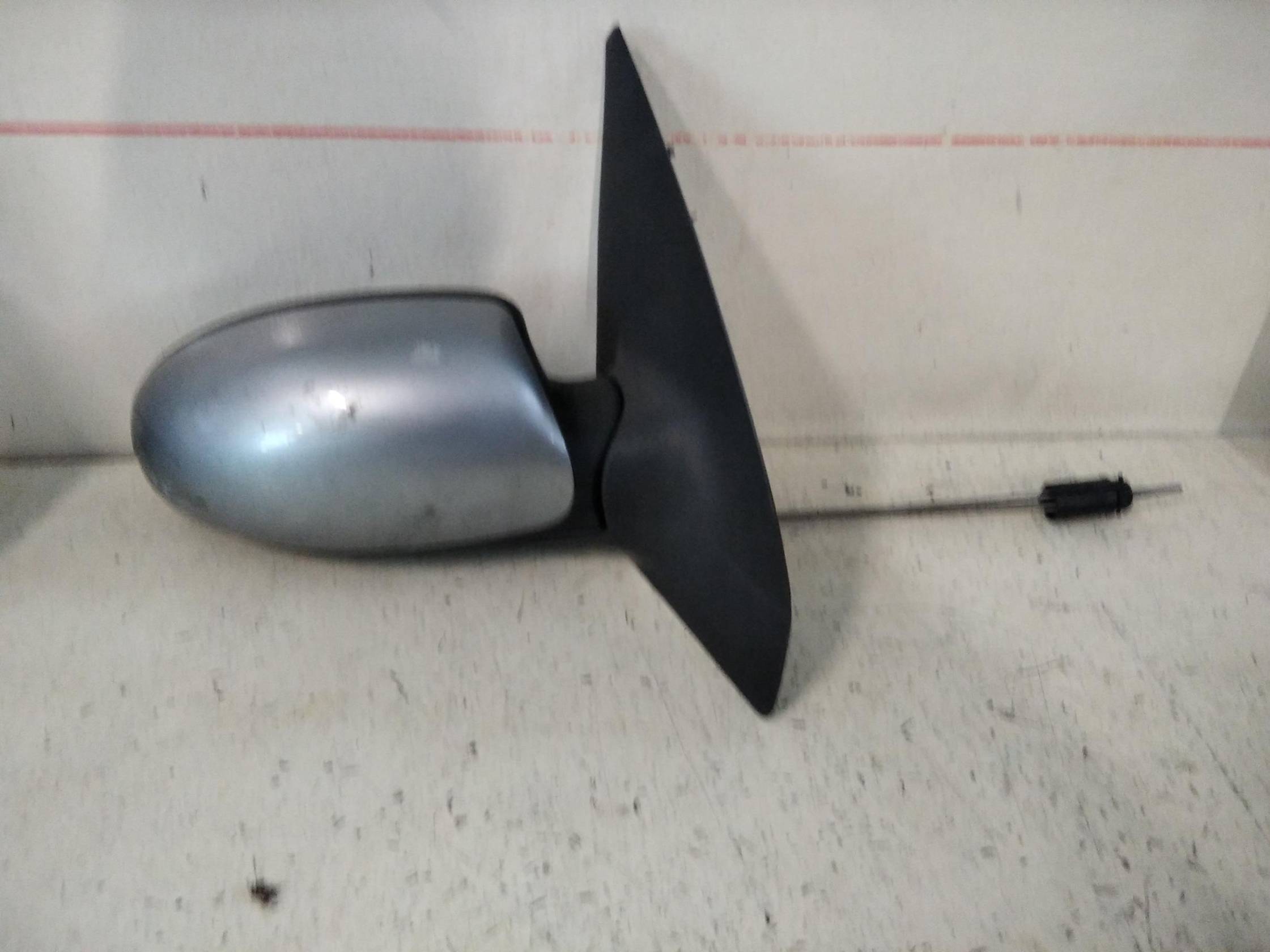 Retrovisore est. dx.